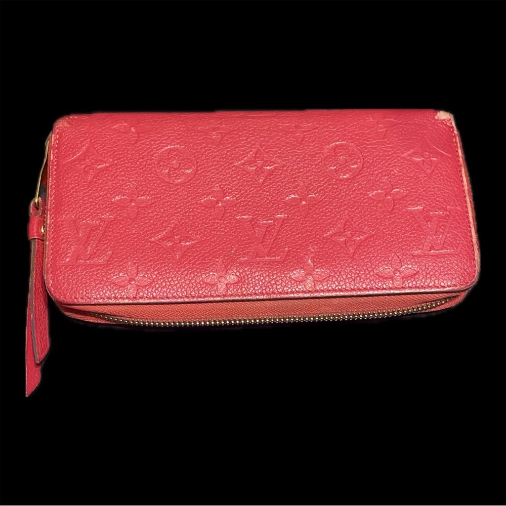 Louis Vuitton Fuchsia Pink Monogram Zip Wallet 💞